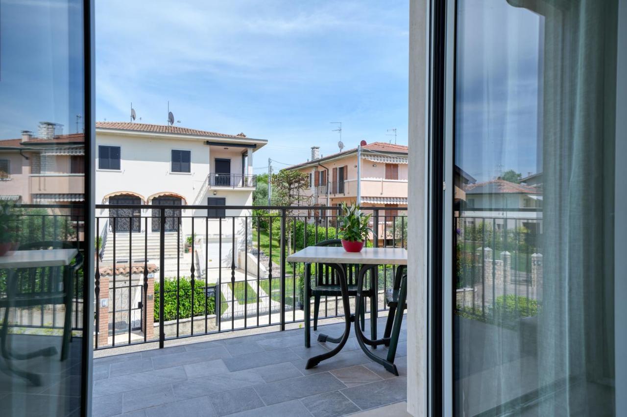 Appartamenti Da Mirella Lazise Exterior photo